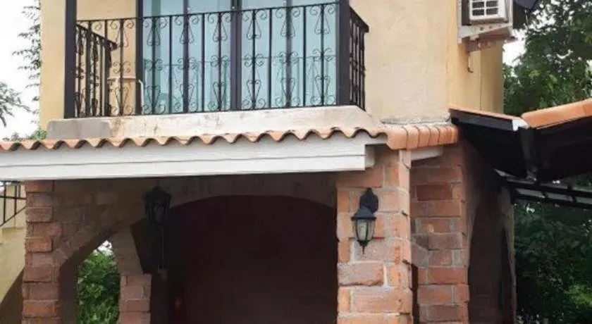 Villa Tuscany Country Resort