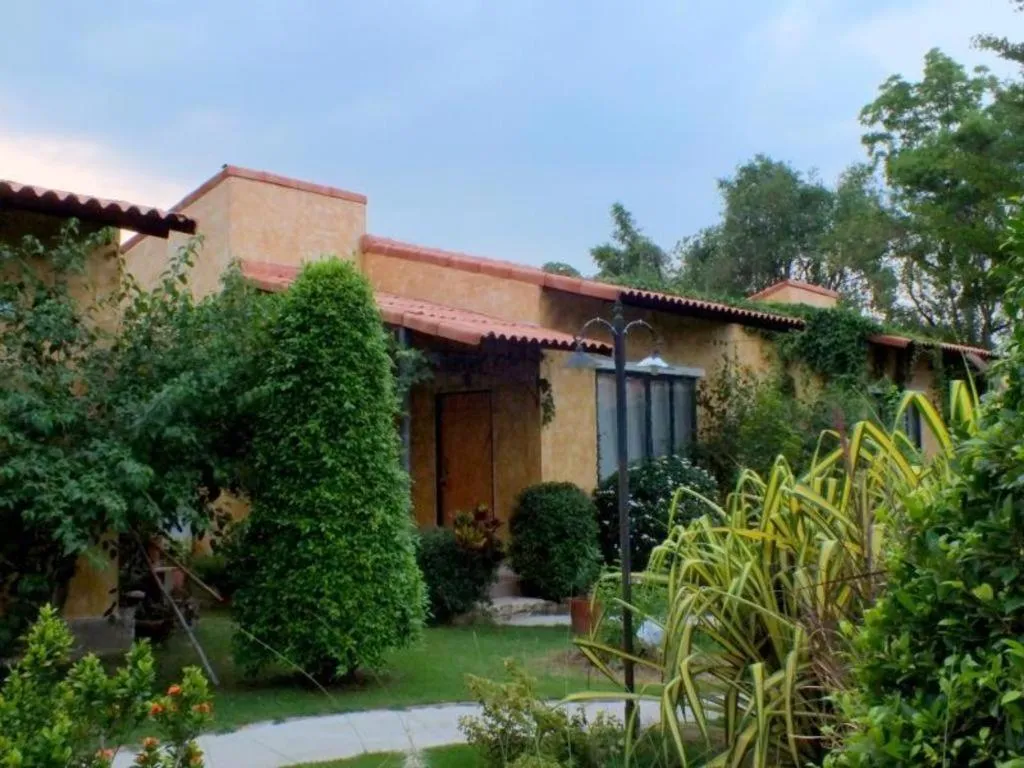 Villa Tuscany Country Resort