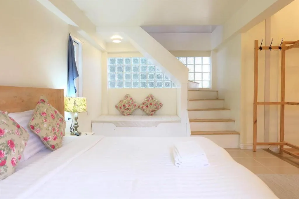 Bed in Villa Tuscany Country Resort