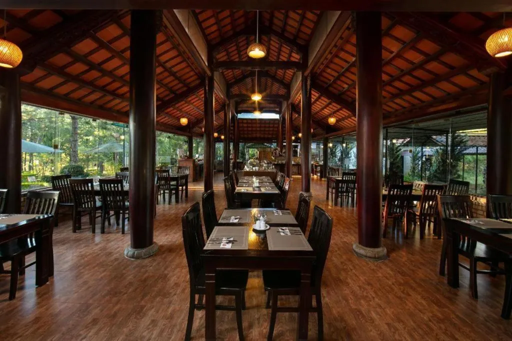 Sam Tuyen Lam Resort