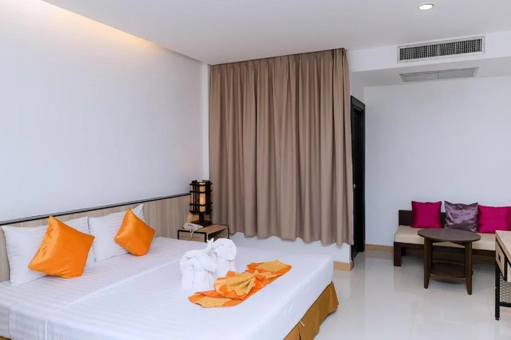 Bed in City Park Hotel