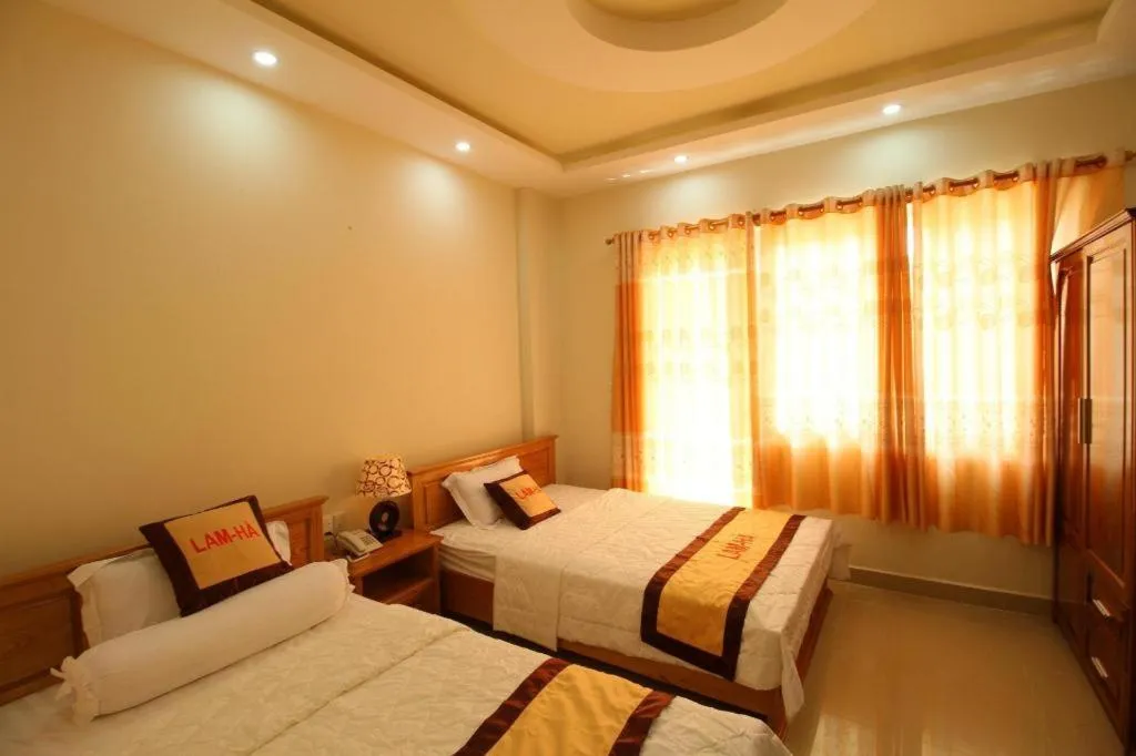 Bed in Lam Ha Resort