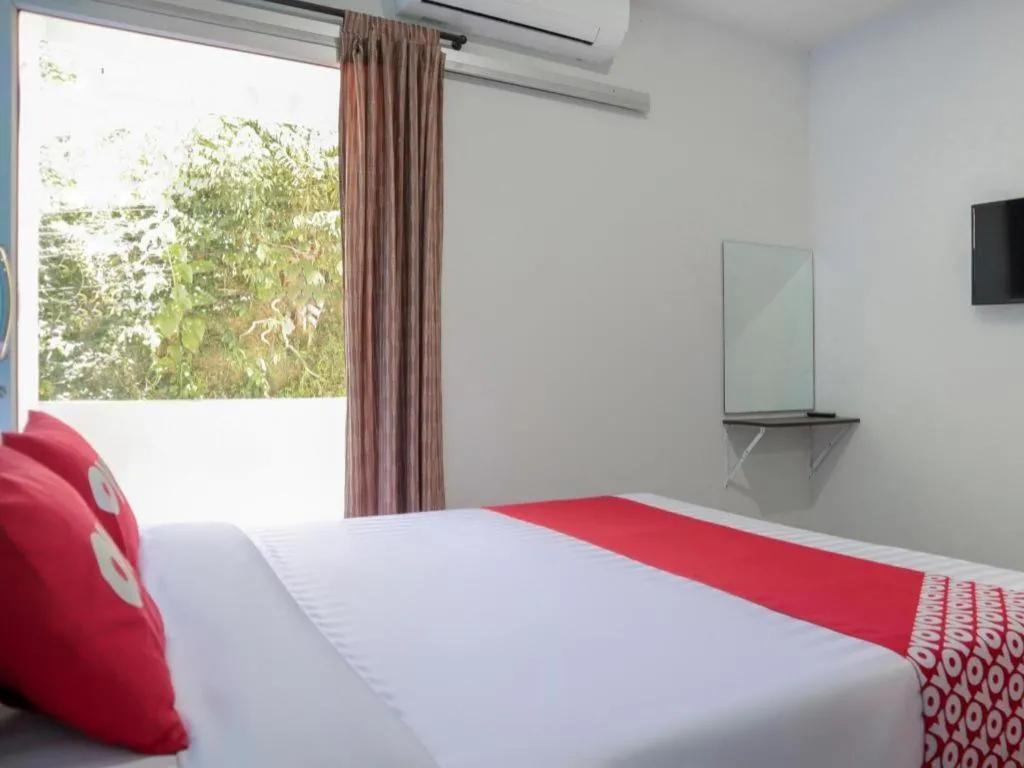 Bed in OYO 1075 The View at Naiyang