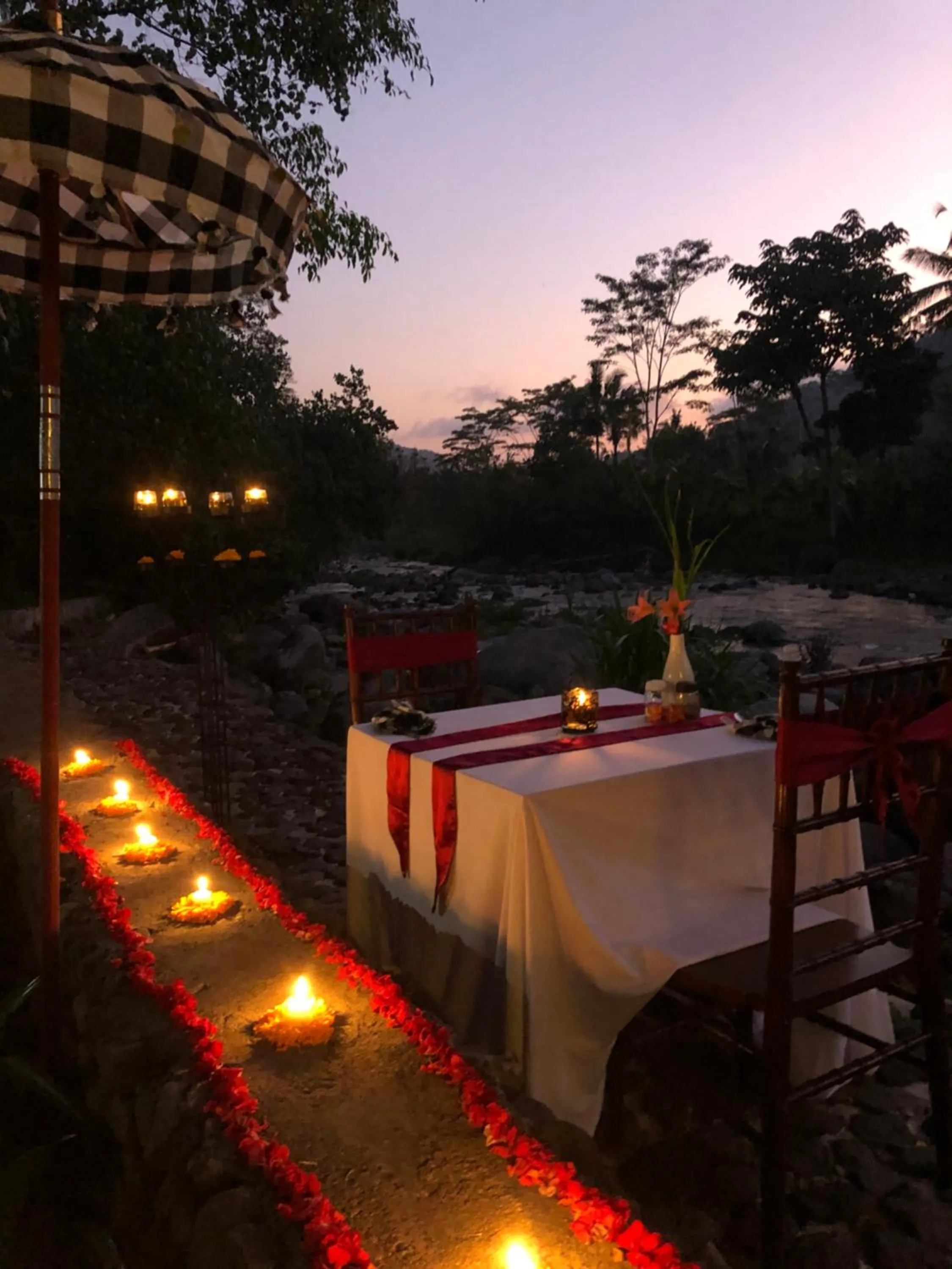 Restaurant/places to eat in Darmada Eco Resort