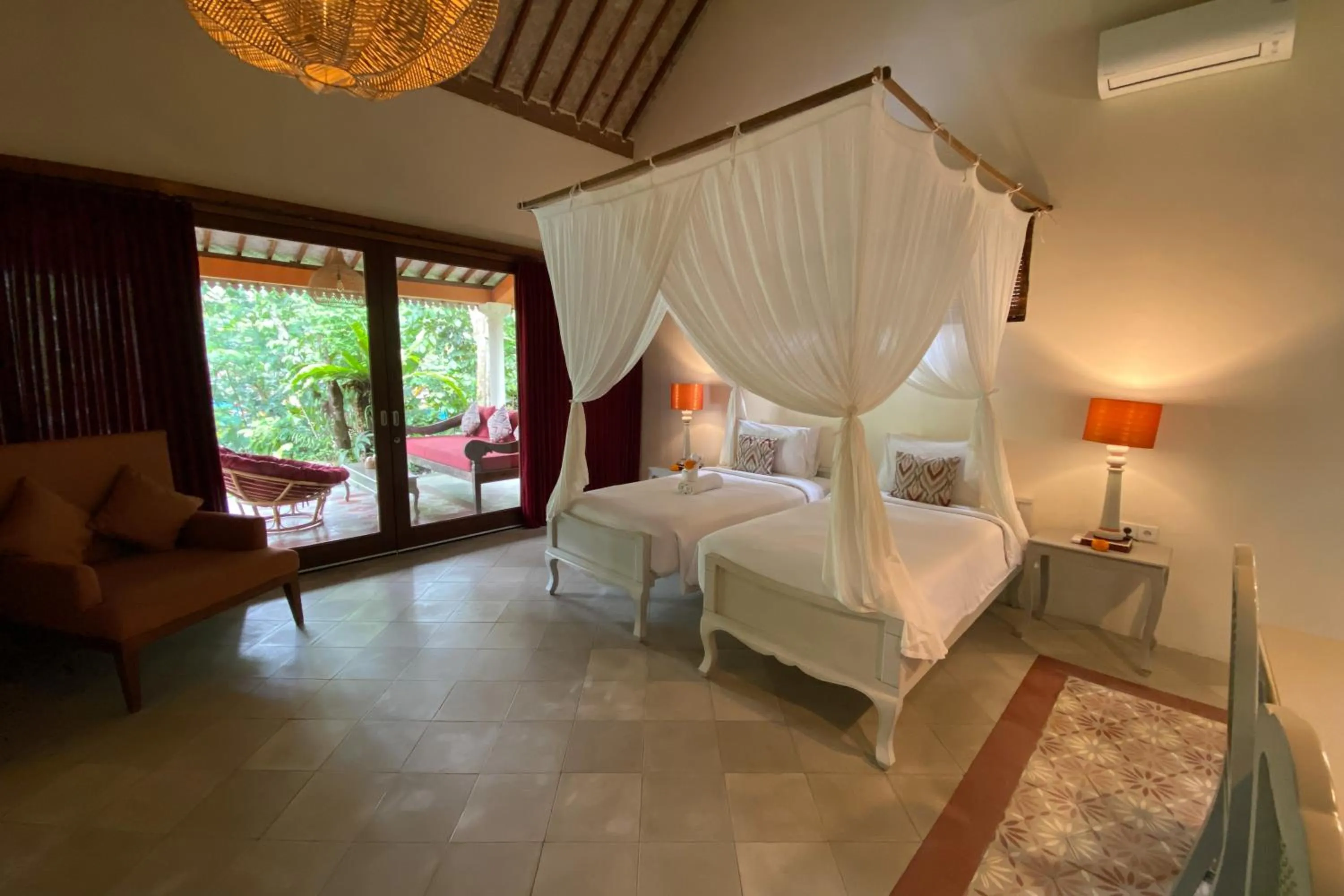 Bed in Darmada Eco Resort