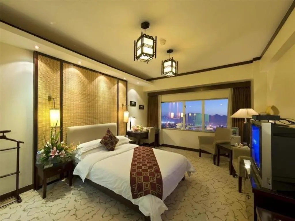 Bed in New Era Hotel