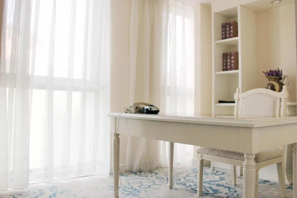 Xian Qujiang Yinzuo Hotel