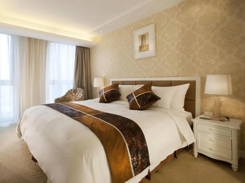 Bed in Xian Qujiang Yinzuo Hotel