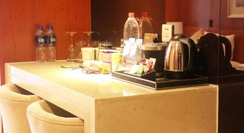 Xian Qujiang Yinzuo Hotel