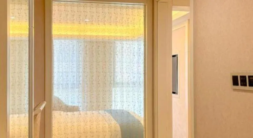 Bed in Xian Qujiang Yinzuo Hotel