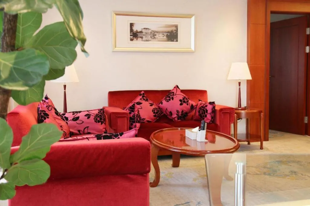 Xian Qujiang Yinzuo Hotel