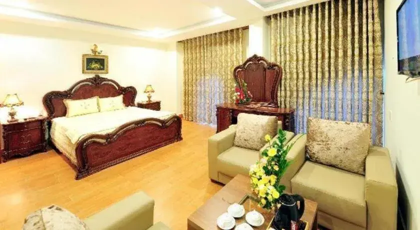 Bed in Marguerite Hotel Bed in Marguerite Hotel