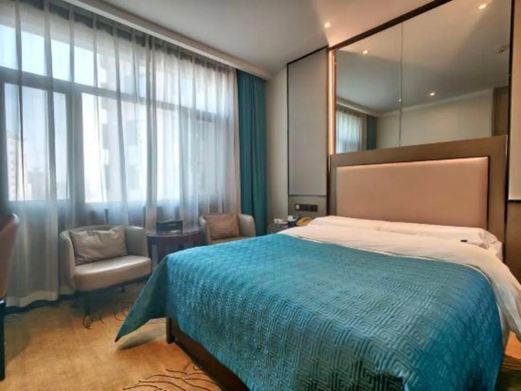 Bed in Lanzhou Hualian Hotel