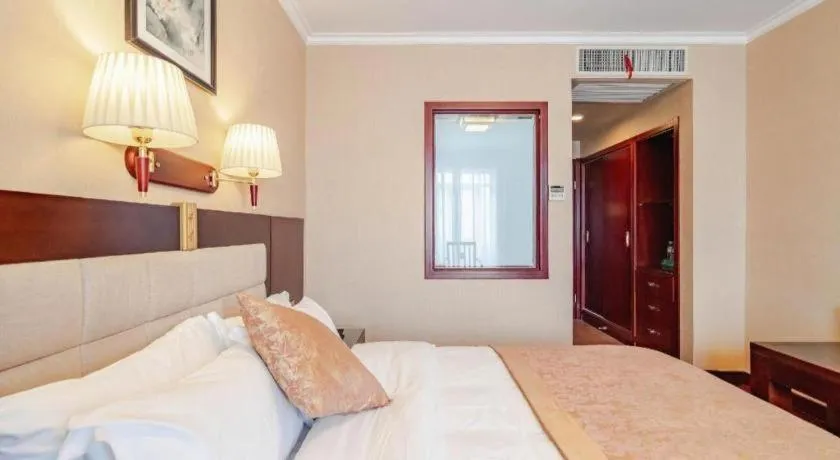 Bed in Lanzhou Hualian Hotel