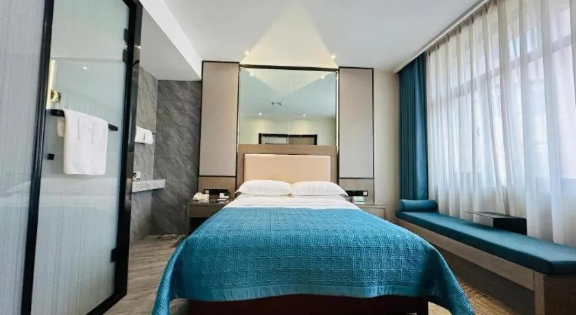 Bed in Lanzhou Hualian Hotel
