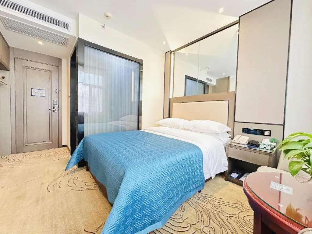 Bed in Lanzhou Hualian Hotel