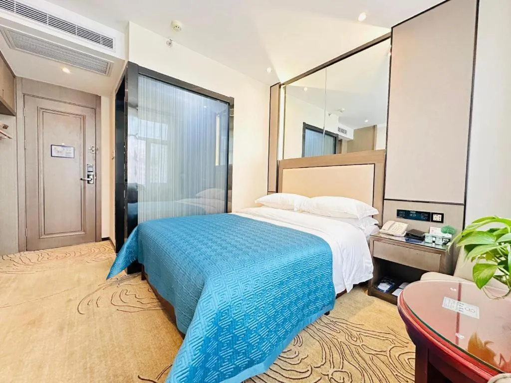 Bed in Lanzhou Hualian Hotel