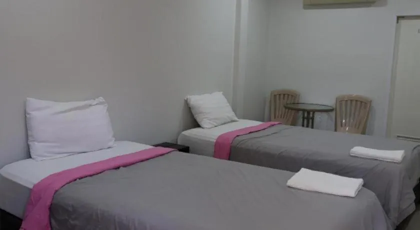 Bed in Suanlamyai Resort