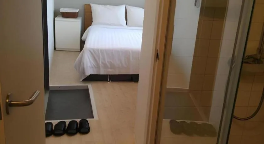 Bed in Wons Ville Myeongdong Hotel