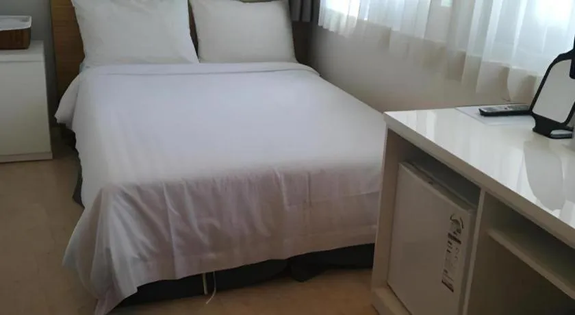 Bed in Wons Ville Myeongdong Hotel