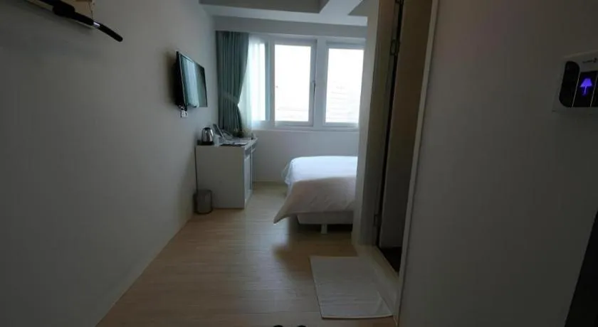 Bed in Wons Ville Myeongdong Hotel