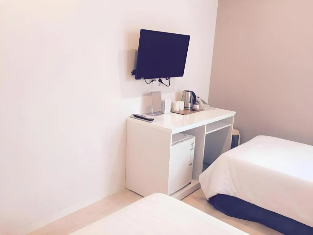 Bed in Wons Ville Myeongdong Hotel