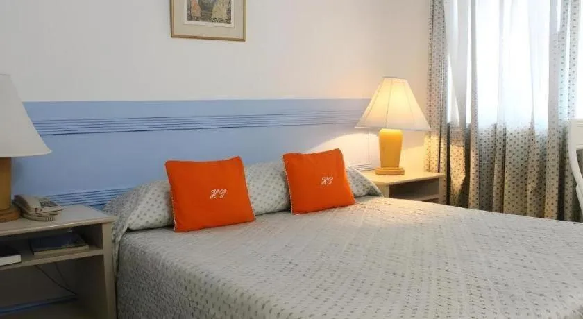 Bed in Hotel Galleria