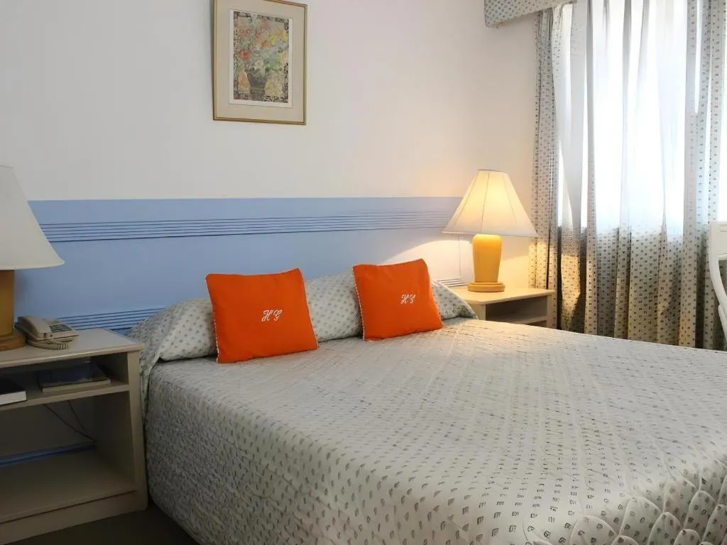 Bed in Hotel Galleria