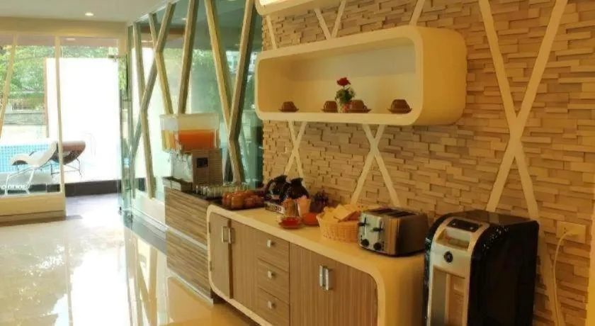 Chariot Pattaya Hotel