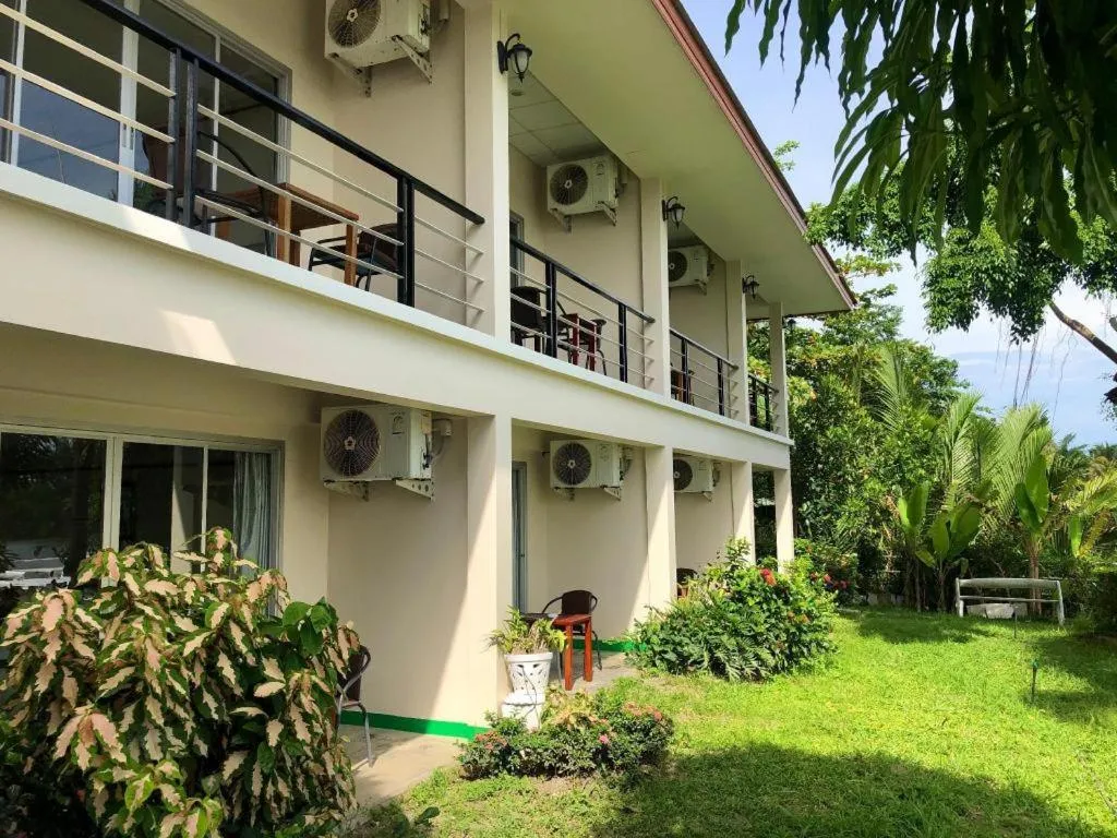 Nopparat Garden Hotel