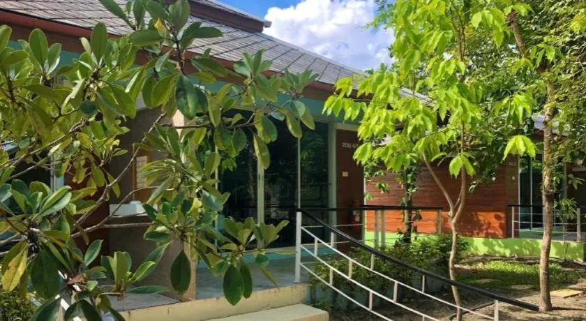 Nopparat Garden Hotel