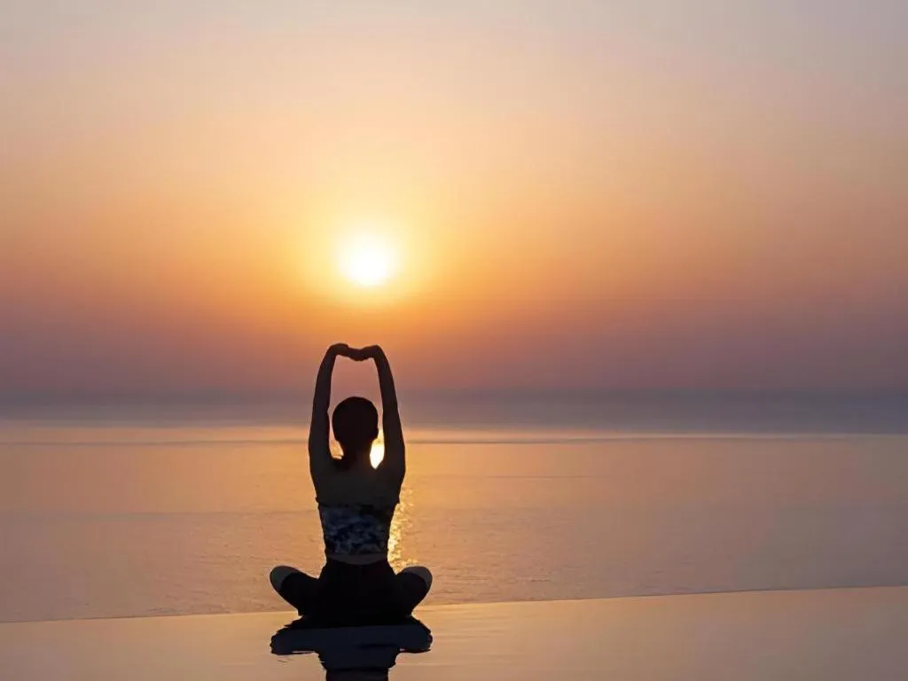 Sun Cruise Resort and Yacht