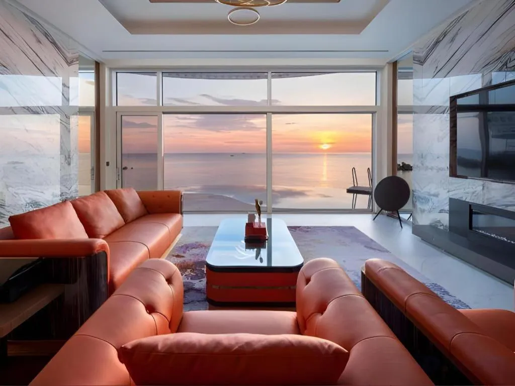 Sun Cruise Resort and Yacht