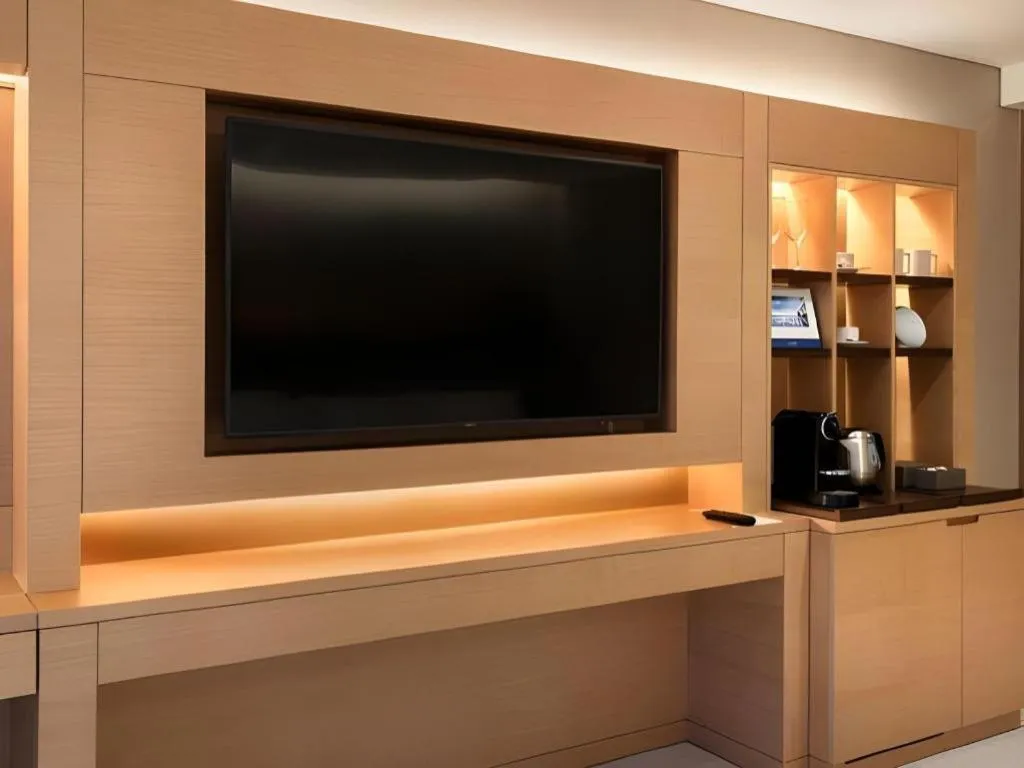 Sun Cruise Resort and Yacht