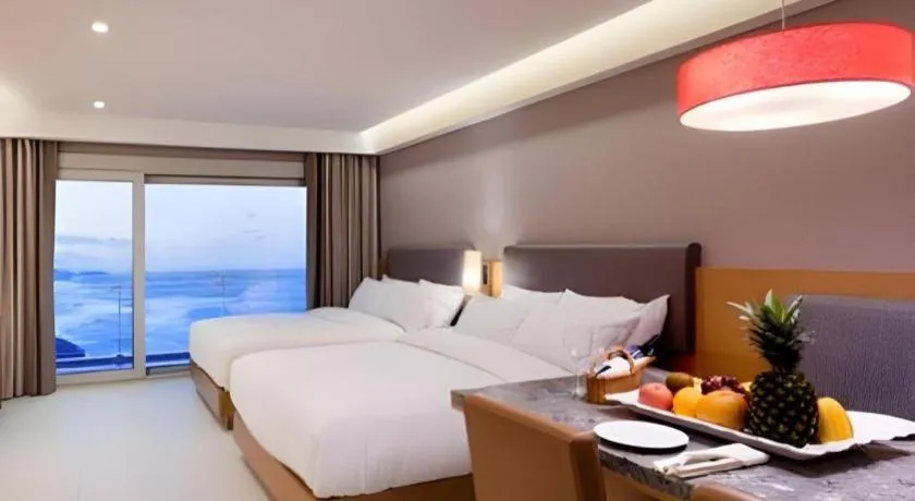Bed in Sun Cruise Resort and Yacht