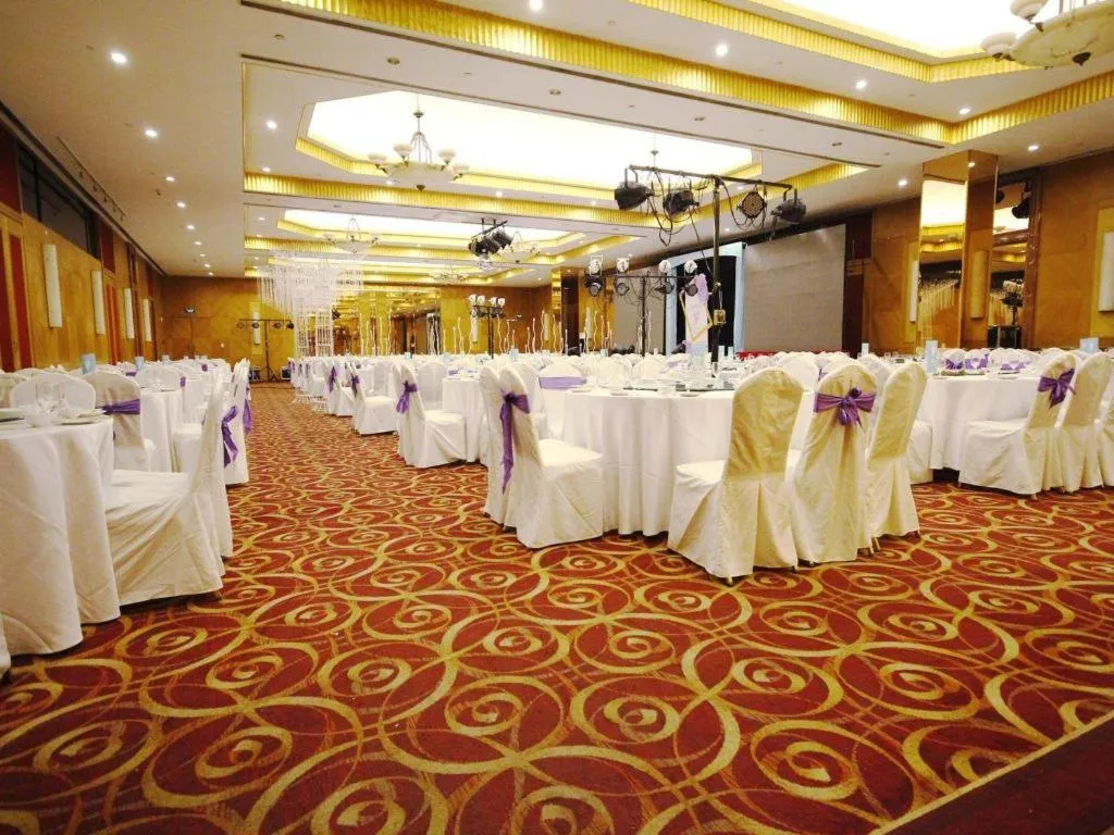 Dalian Grand Continent International Hotel