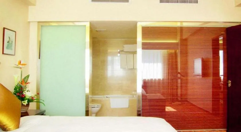 Bed in Dalian Grand Continent International Hotel