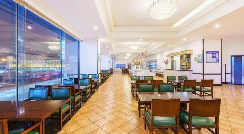 Dalian Grand Continent International Hotel