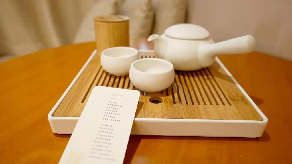 JI Hotel Shanghai Yan'an Road