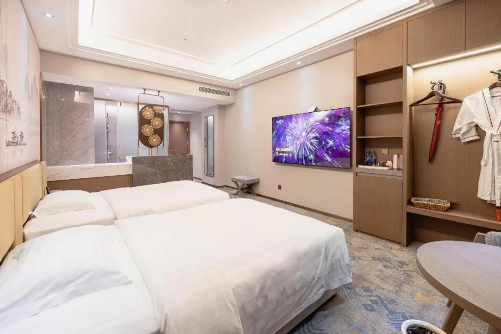 Bed in Nanning Yongjiang Hotel