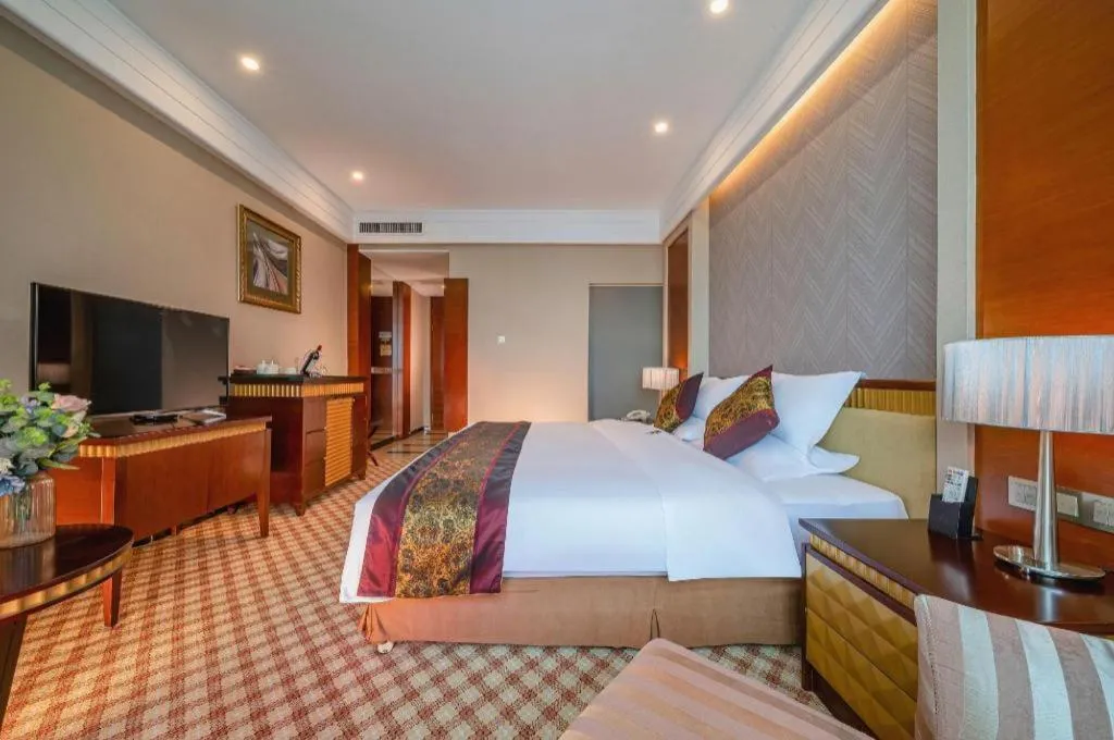 Bed in Nanning Yongjiang Hotel