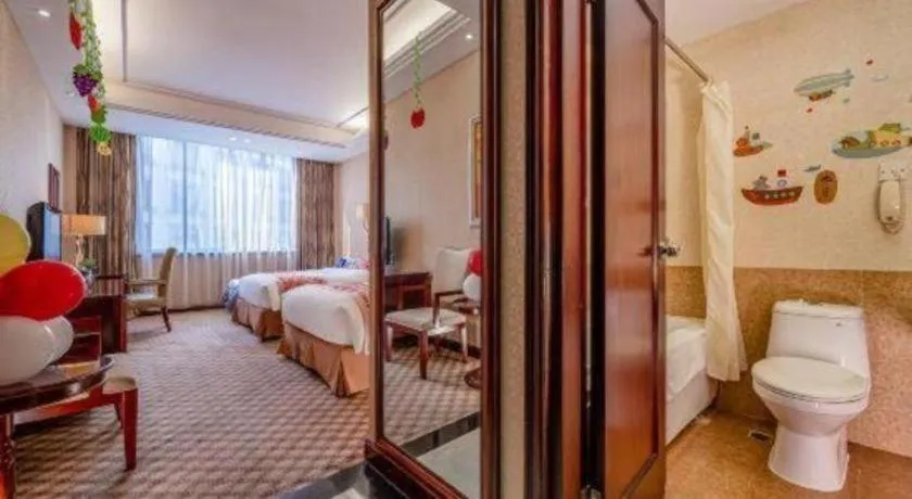 Bed in Nanning Yongjiang Hotel