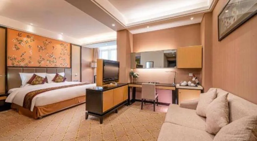 Bed in Nanning Yongjiang Hotel