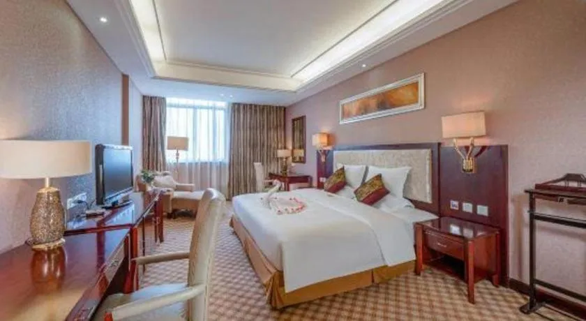 Bed in Nanning Yongjiang Hotel