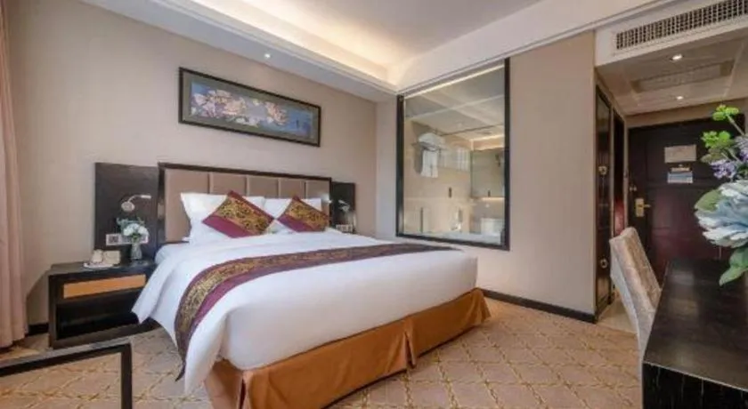 Bed in Nanning Yongjiang Hotel