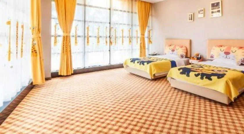 Bed in Nanning Yongjiang Hotel