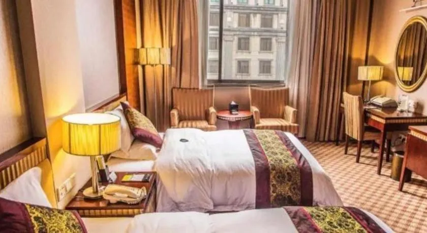 Bed in Nanning Yongjiang Hotel