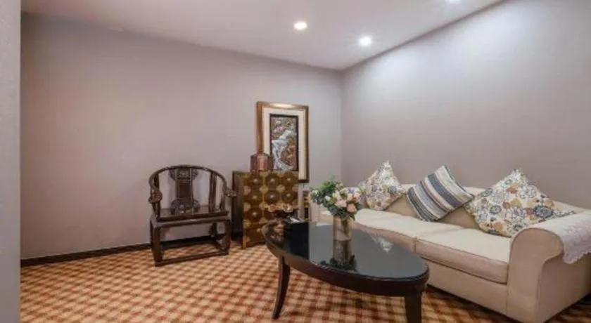 Bed in Nanning Yongjiang Hotel