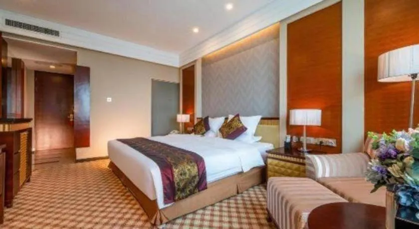 Bed in Nanning Yongjiang Hotel