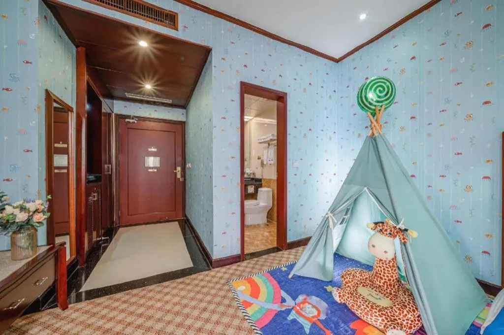 Bed in Nanning Yongjiang Hotel